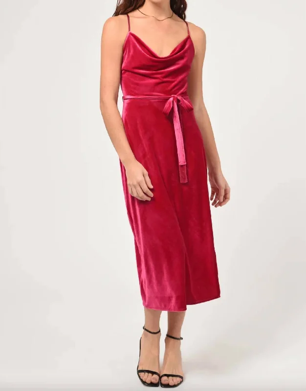 Must Haves Zana Slip Dress In Red