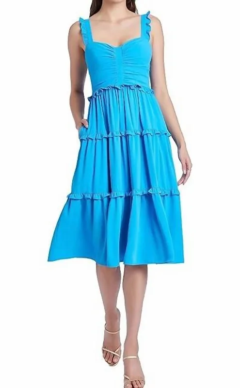 Women's Athletic Outfit Sweeney Dress In Azure