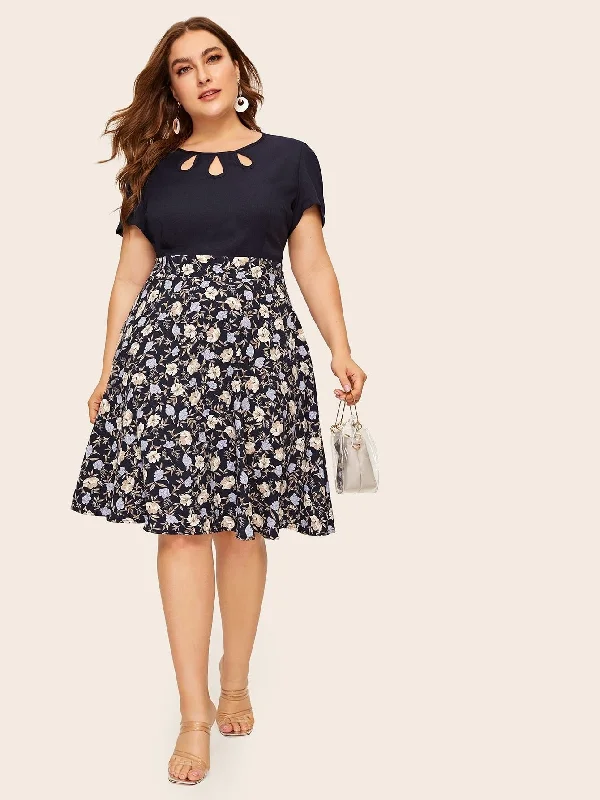 Forward Trendsetter  Plus Keyhole Neckline Ditsy Floral Print Combo Dress