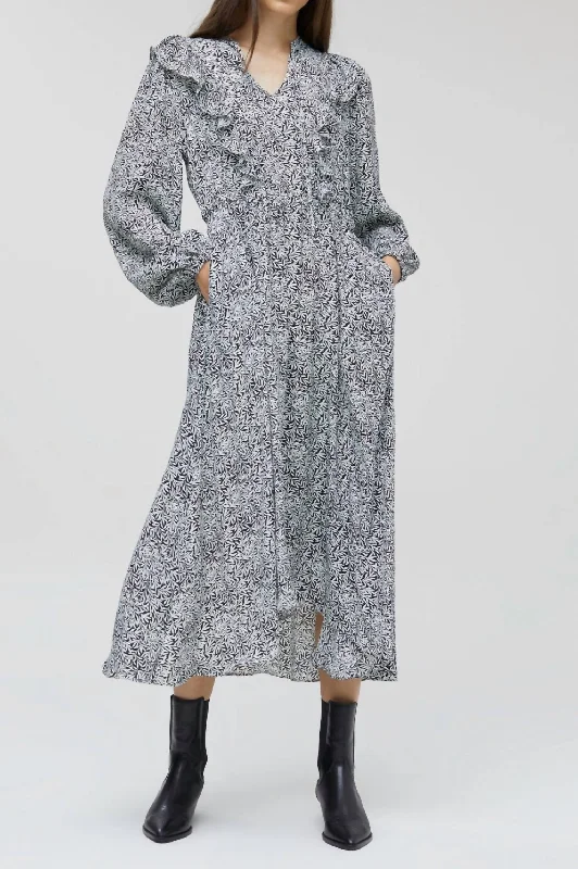 Fashion Forward Viscose And Silk Dress In Ivory