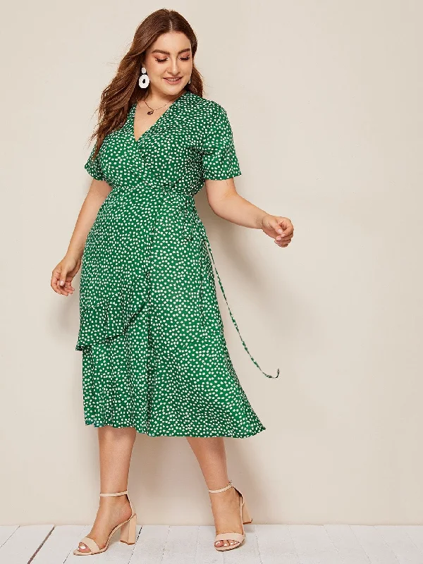 Limited Time Offers Plus Ditsy Floral Print Tie Side Dress