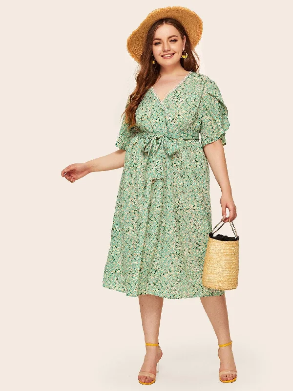 Flash Sale  Plus Split Sleeve Ditsy Floral Print Belted Dress