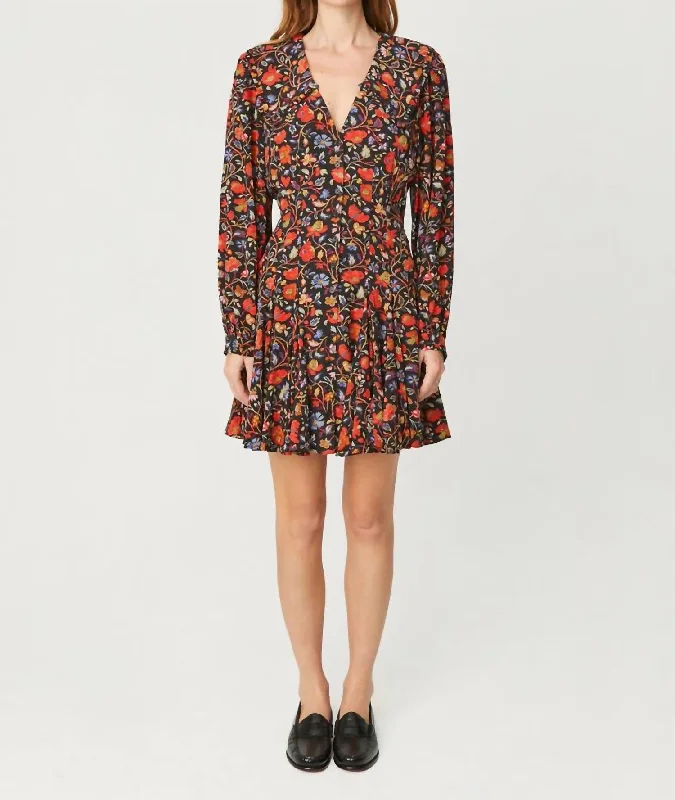 Versatile Wardrobe Essentials Resort Wendy Dress In Black Vichy Rose Mini