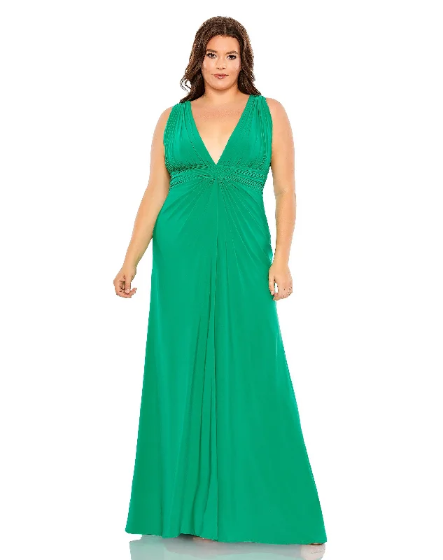 Comfort Meets Fashion Mac Duggal 68128 Fabulouss Long Sleeveless Plus Size Formal Dress