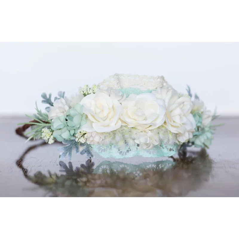 Contemporary Women’s Clothing Mint Floral Halo