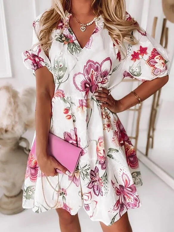 Trendy Women’s Outfits for Casual Wear Floral V-Neck Short Sleeve Dress