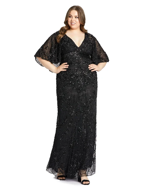 Forward Trendsetter Mac Duggal 5335 Fabulouss Plus Size Long Cape Sleeve Dress