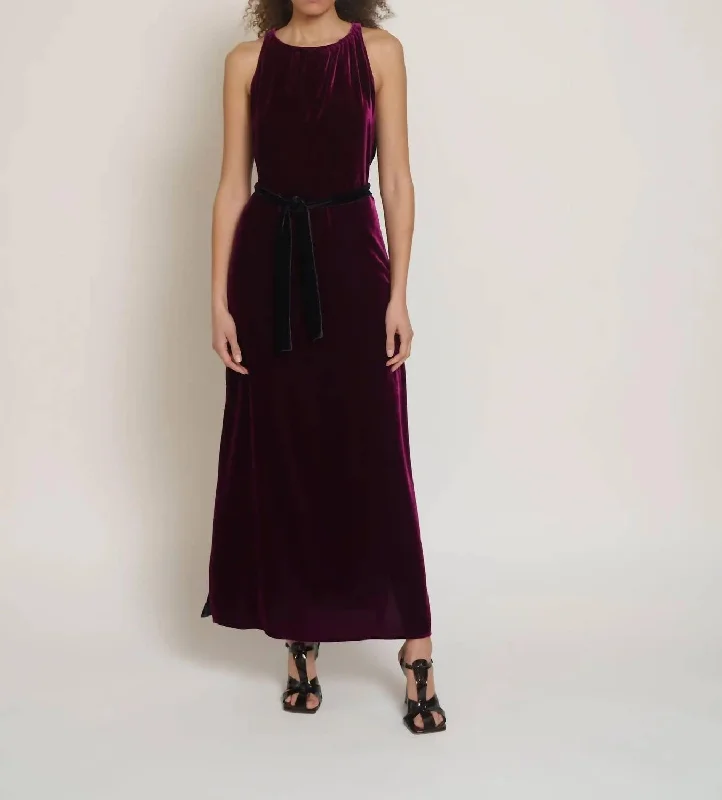Fashion-Forward Offers Delilah Dress In Cranberry