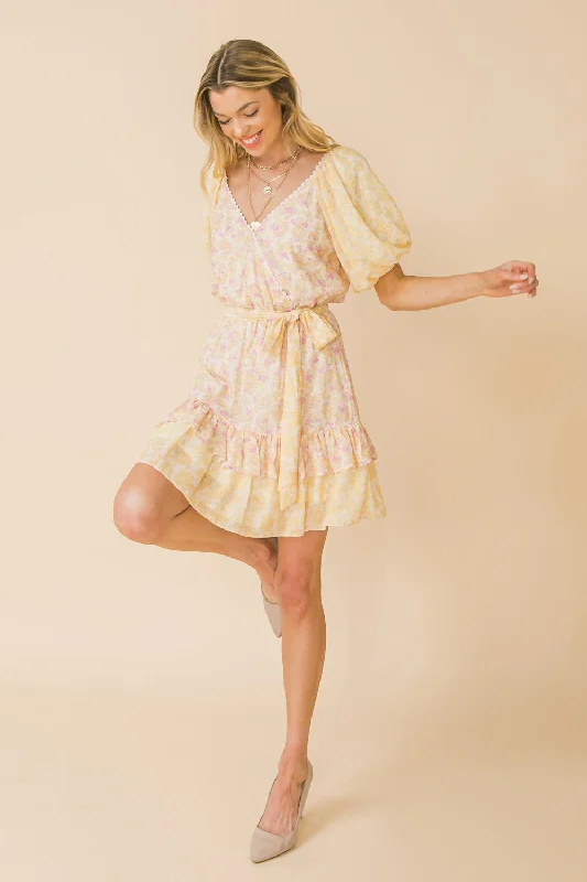 Discover Promotions TRUE TREND WOVEN MINI DRESS