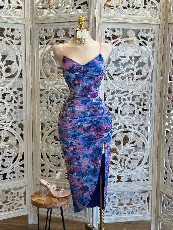 Relaxed Fit Women’s Fashion Purple Floral Midi Ruched Dress- Estira, Stretchy