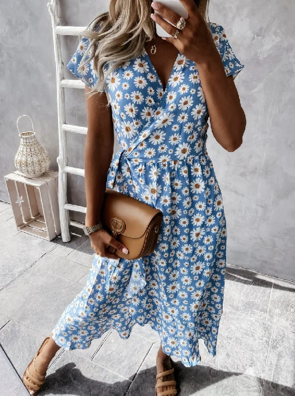 Cheap Women's Clothing Online Dancing In The Moonlight Floral Wrap Dress