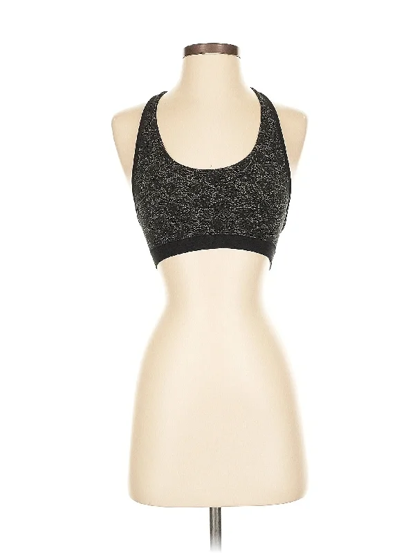 Chic Trends For The Fashion Savvy Tank Top