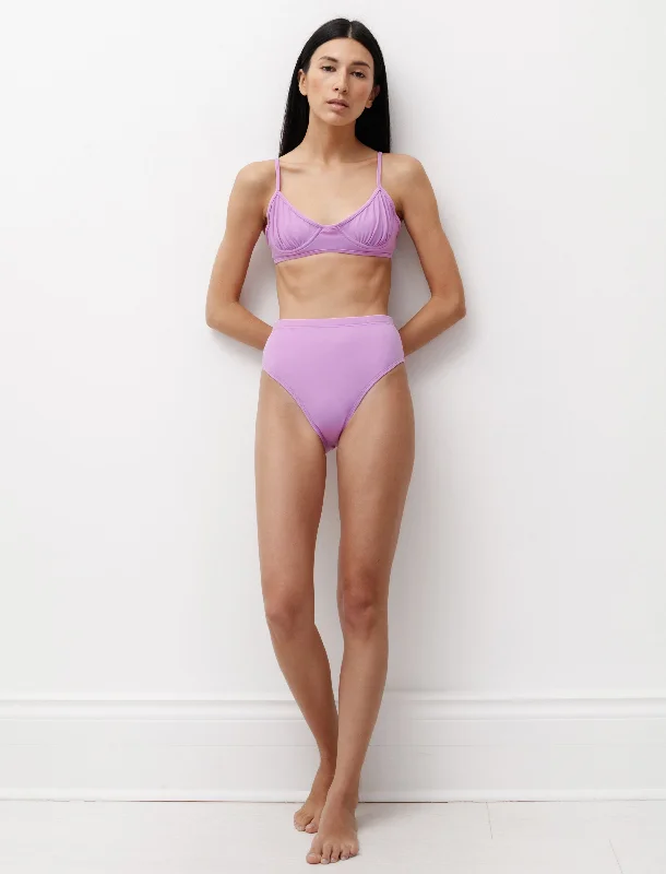 Dive Into Trendy Styles Super Hi Bottom Lilac