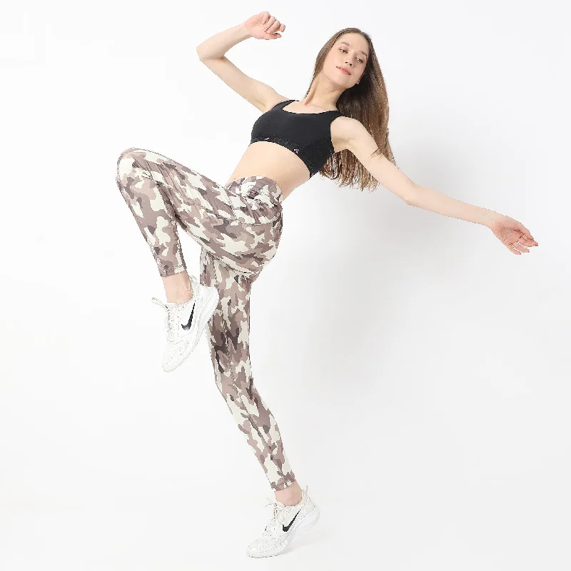 Budget Friendly Printed Full Length Slim Fit High Rise Trackpants