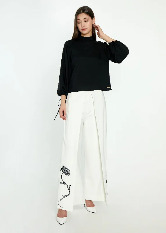 Trendy Women’s Outfits for Casual Wear Curt Trouser