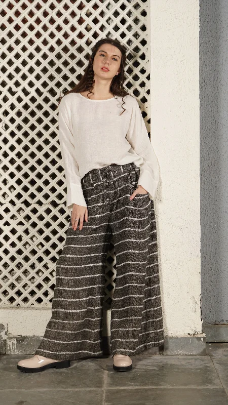 Sleek Style Discounts Akari Linen Blend Pant in Onyx