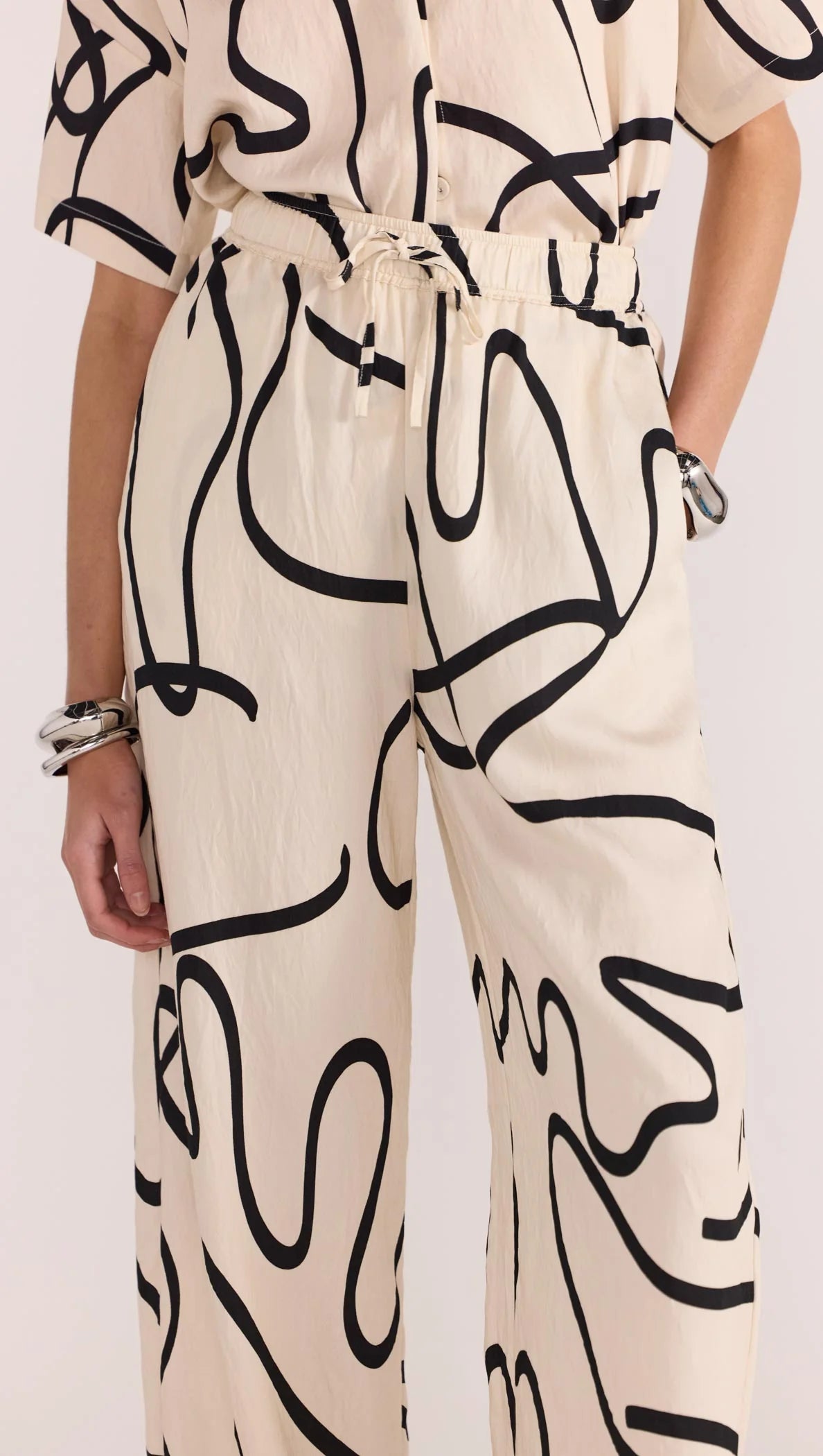 Elegant Style Zenith Cream Abstract Resort Pant