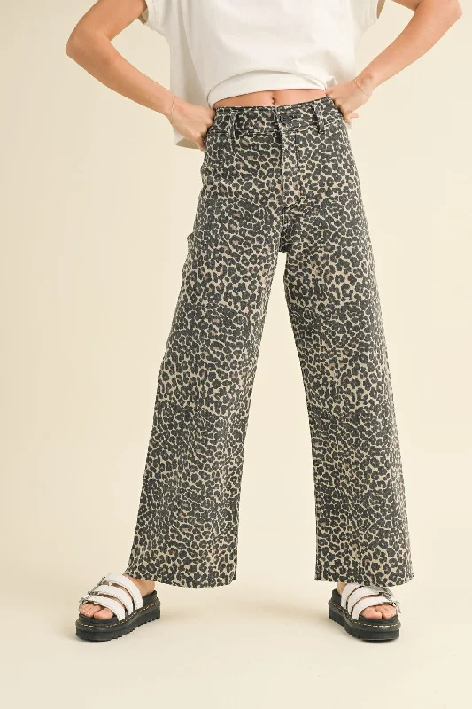 Smart Casual Deals Francie Leopard Straight Leg Pants