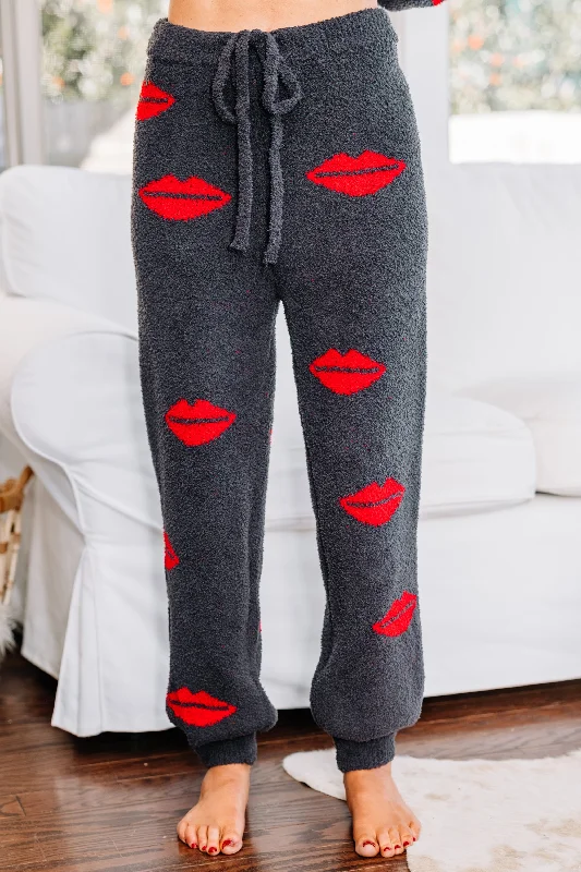 Fashion-Forward Offers Just A Kiss Charcoal Gray Lips Joggers