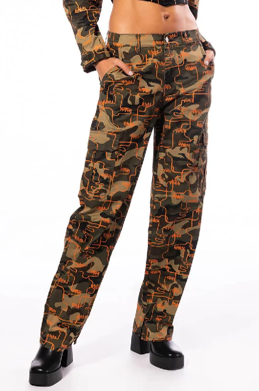 Fashion Forward PRINTED CAMO CARGO PANT
