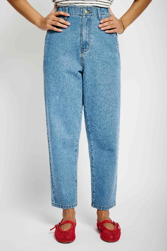 Season Offer The Mom Jean in Medium Wash