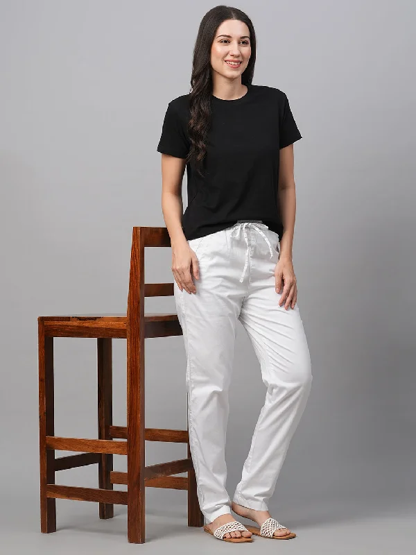 High End Fashion Women's White Cotton Lycra Regular Fit Pant